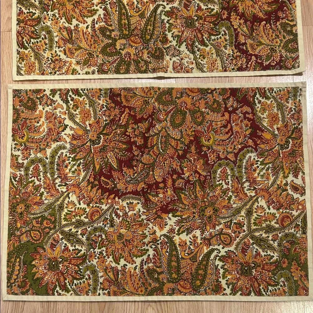 Pottery Barn Vintage Paisley Floral Placemats Qty 3